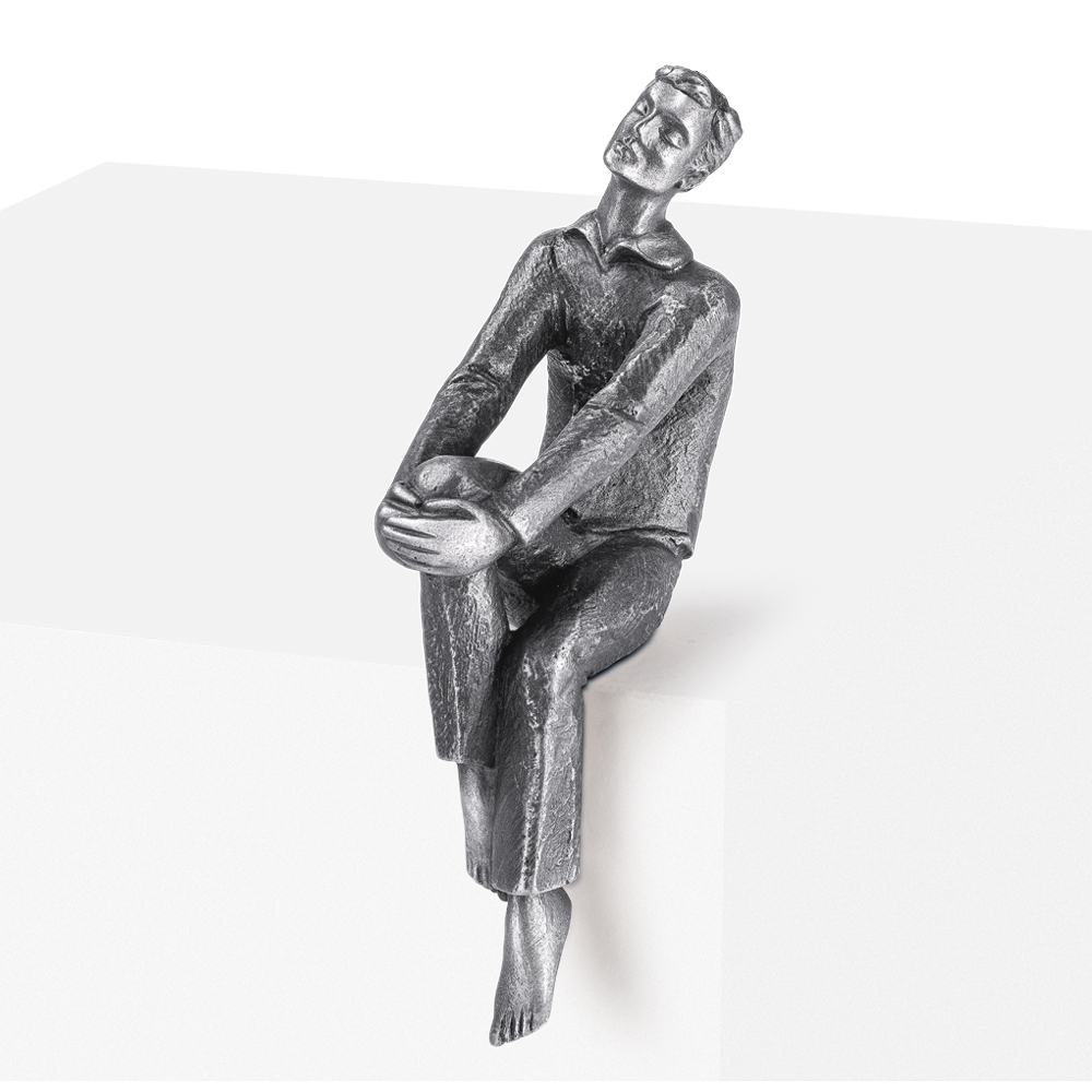 Grabskulptur Mann sitzend Figur Grabschmuck Bronze Oder Aluminium grabskulptur-mann-sitzend-figur-grabschmuck-bronze-oder-aluminium