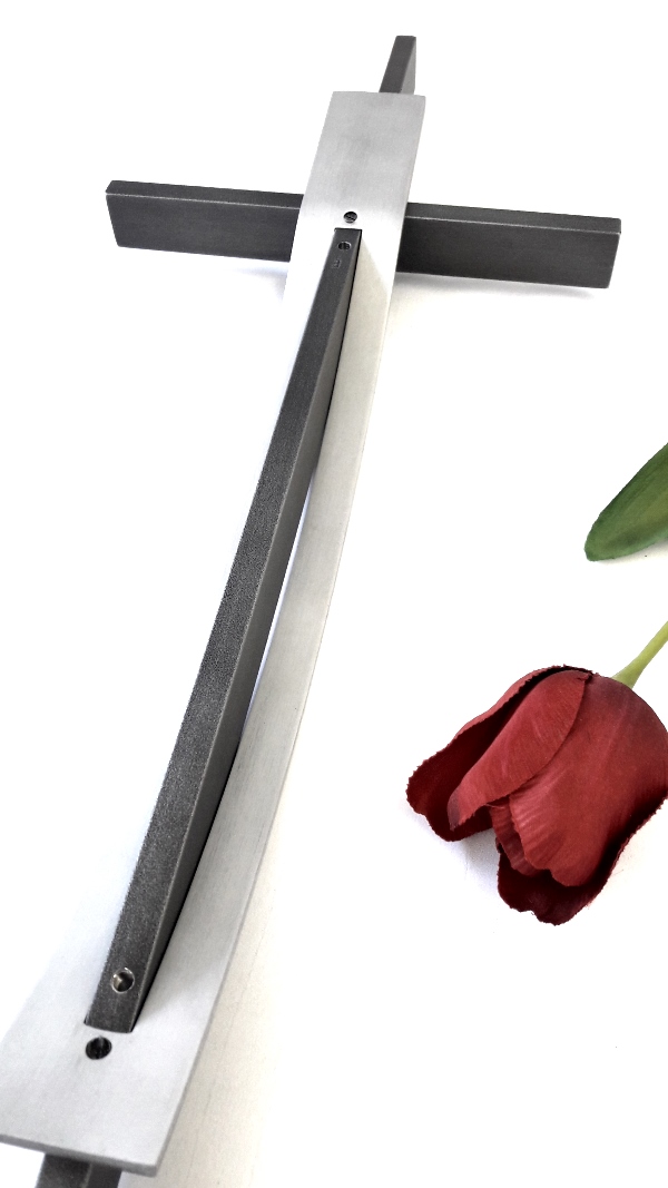 Design- Kreuz Aluminium