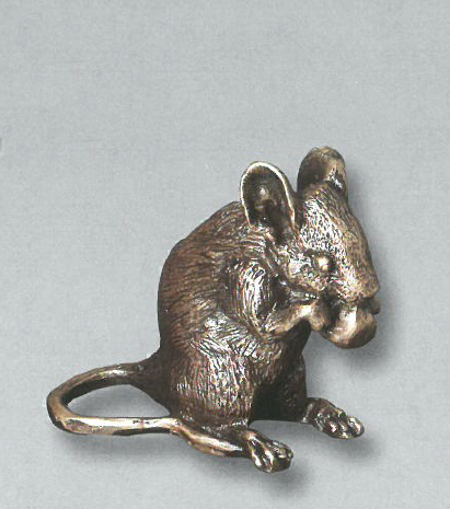 Maus mit Nuss, Bronze
