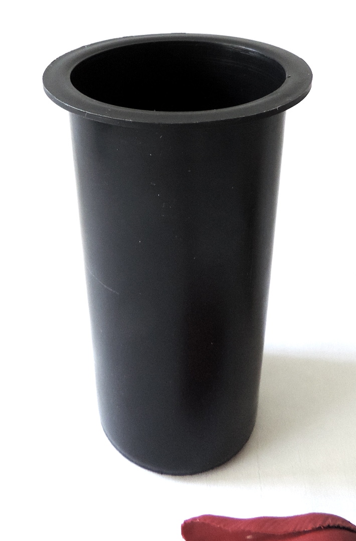 Einsatz für Vase 15,2 cm h, 8,2 cm Ø Außenrand, 6,6 cm Ø innen